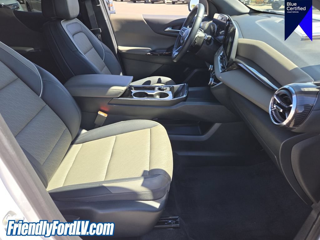 Used 2026 Chevrolet Equinox LT w/ Convenience Package II FWD image 19