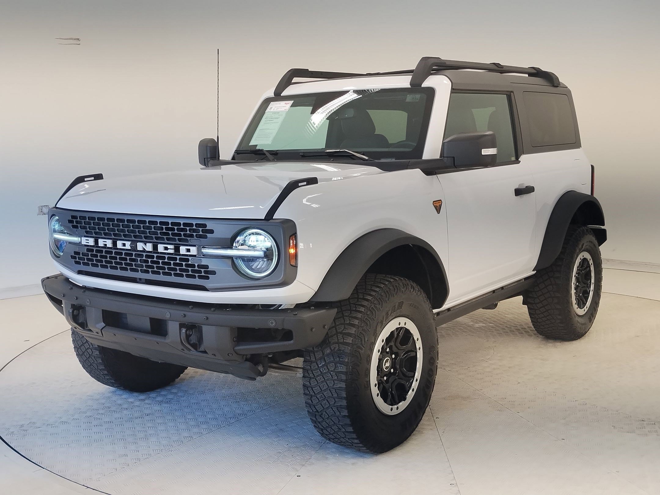 Certified 2023 Ford Bronco Badlands w/ Sasquatch Package image 16