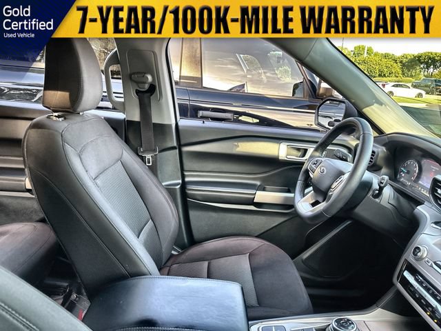 Certified 2024 Ford Explorer XLT RWD image 18