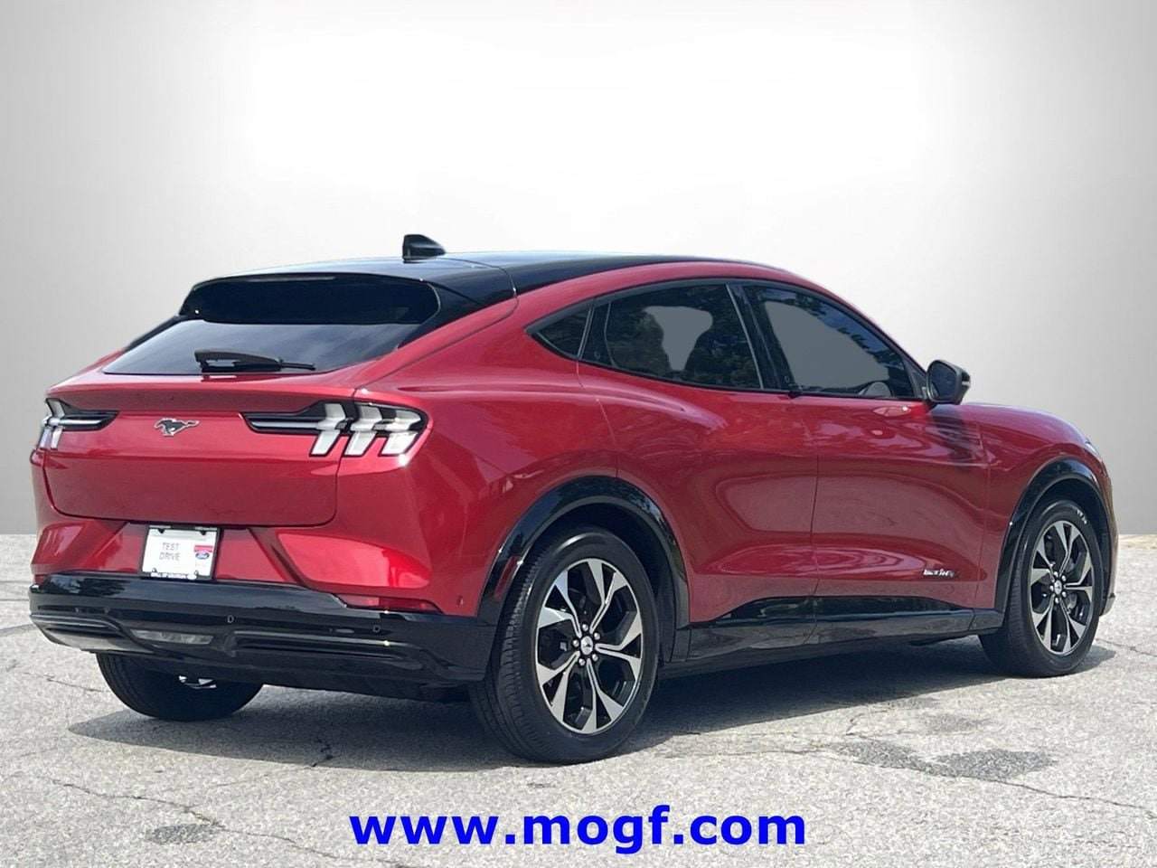 Certified 2023 Ford Mustang Mach-E Premium AWD/4WD image 3
