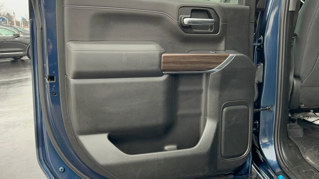 Used 2020 Chevrolet Silverado 1500 LT Trail Boss image 39