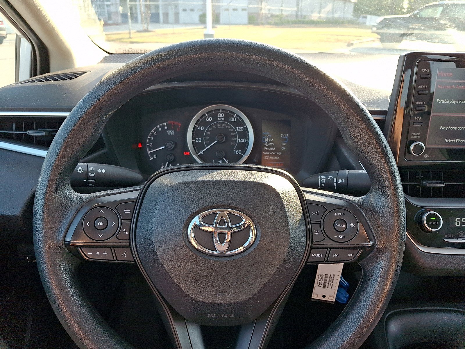 Used 2022 Toyota Corolla LE FWD image 18