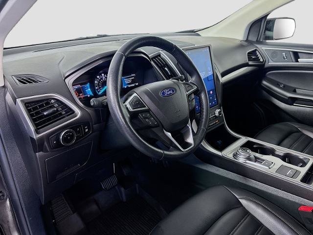 Certified 2024 Ford Edge SEL w/ Convenience Package AWD/4WD image 9