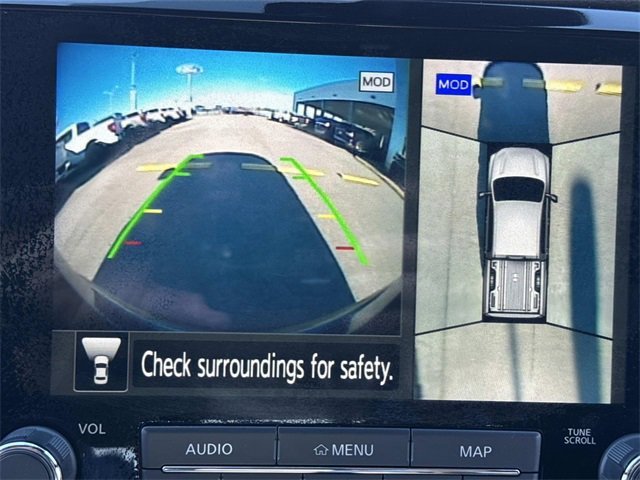 Used 2021 Nissan Titan PRO-4X w/ Pro-4x Convenience Package image 27