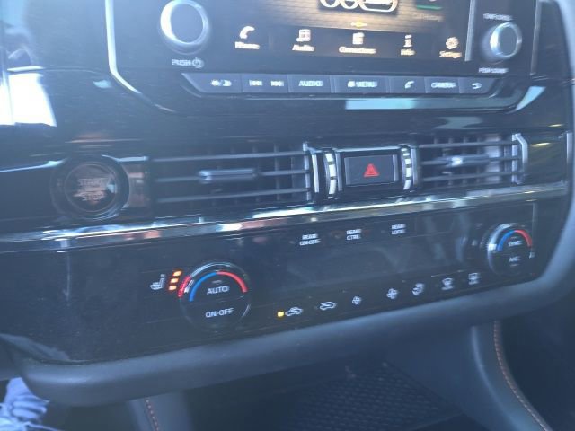 Used 2025 Nissan Pathfinder Rock Creek image 13