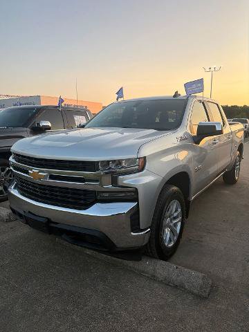 Used 2019 Chevrolet Silverado 1500 LT w/ Texas Edition AWD/4WD image 2