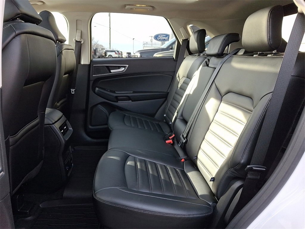 Certified 2022 Ford Edge SEL w/ Convenience Package image 10