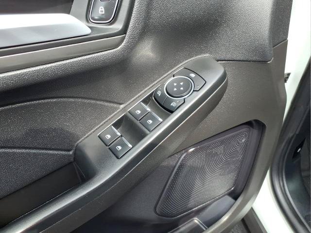 Certified 2024 Ford Escape SE FWD image 20