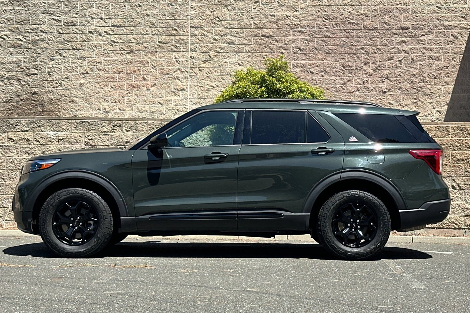 Certified 2024 Ford Explorer Timberline w/ Timberline Technology Package AWD/4WD image 7