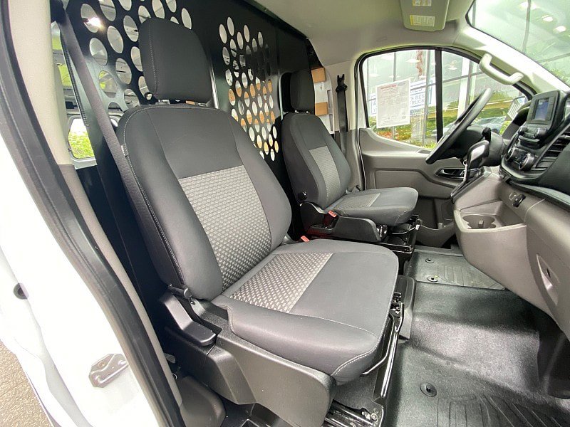 Certified 2025 Ford Transit 250 Low Roof w/ Exterior Upgrade Package RWD image 28