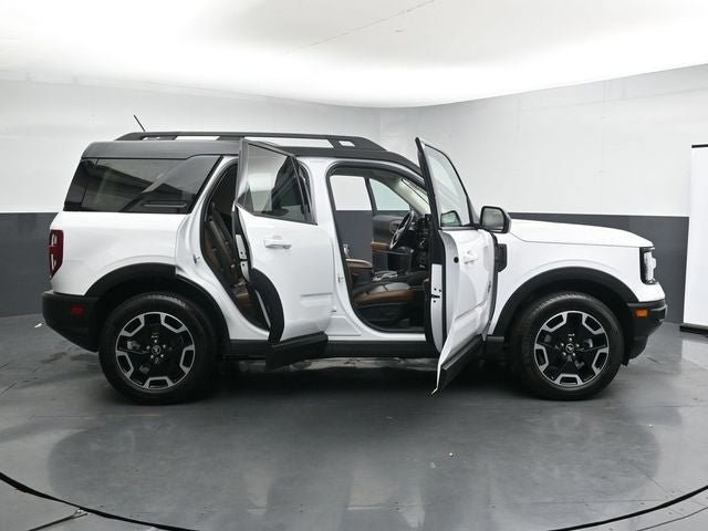 Certified 2022 Ford Bronco Sport Outer Banks w/ Tech Package AWD/4WD image 31