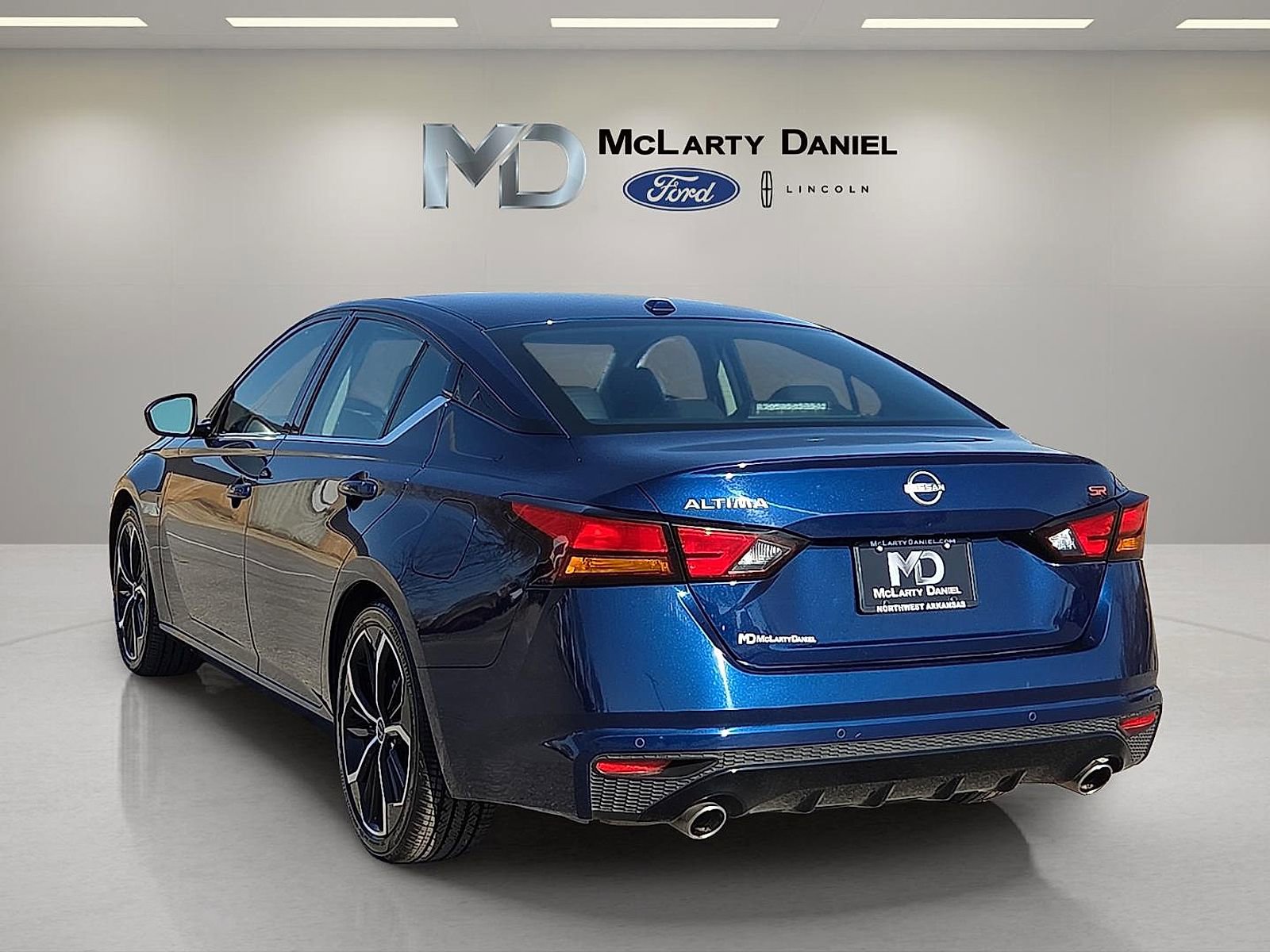 Used 2024 Nissan Altima 2.5 SR FWD image 4