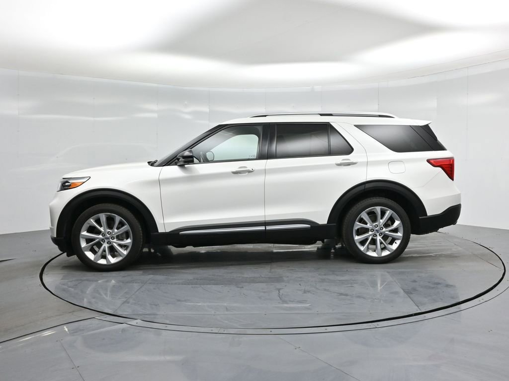 Certified 2022 Ford Explorer Platinum w/ Technology Package image 31