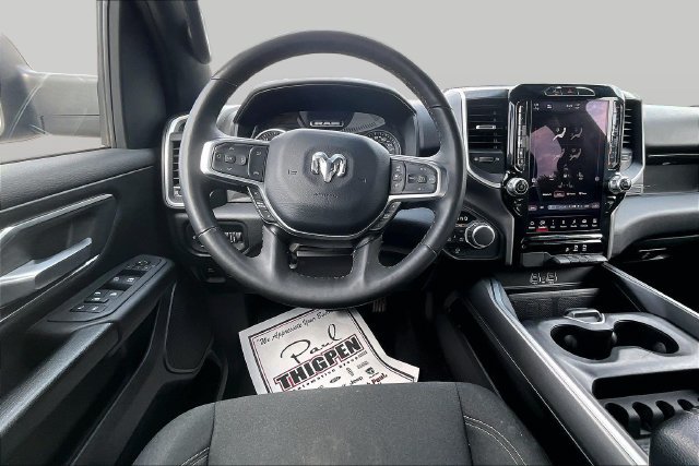 Used 2025 RAM 1500 Big Horn AWD/4WD image 6