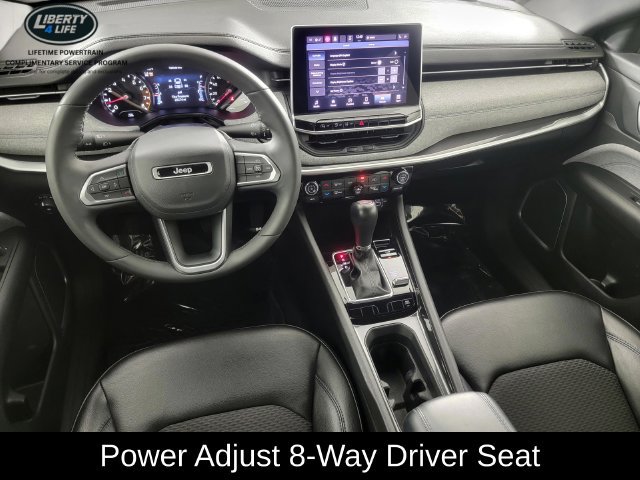 Used 2023 Jeep Compass Latitude AWD/4WD image 33