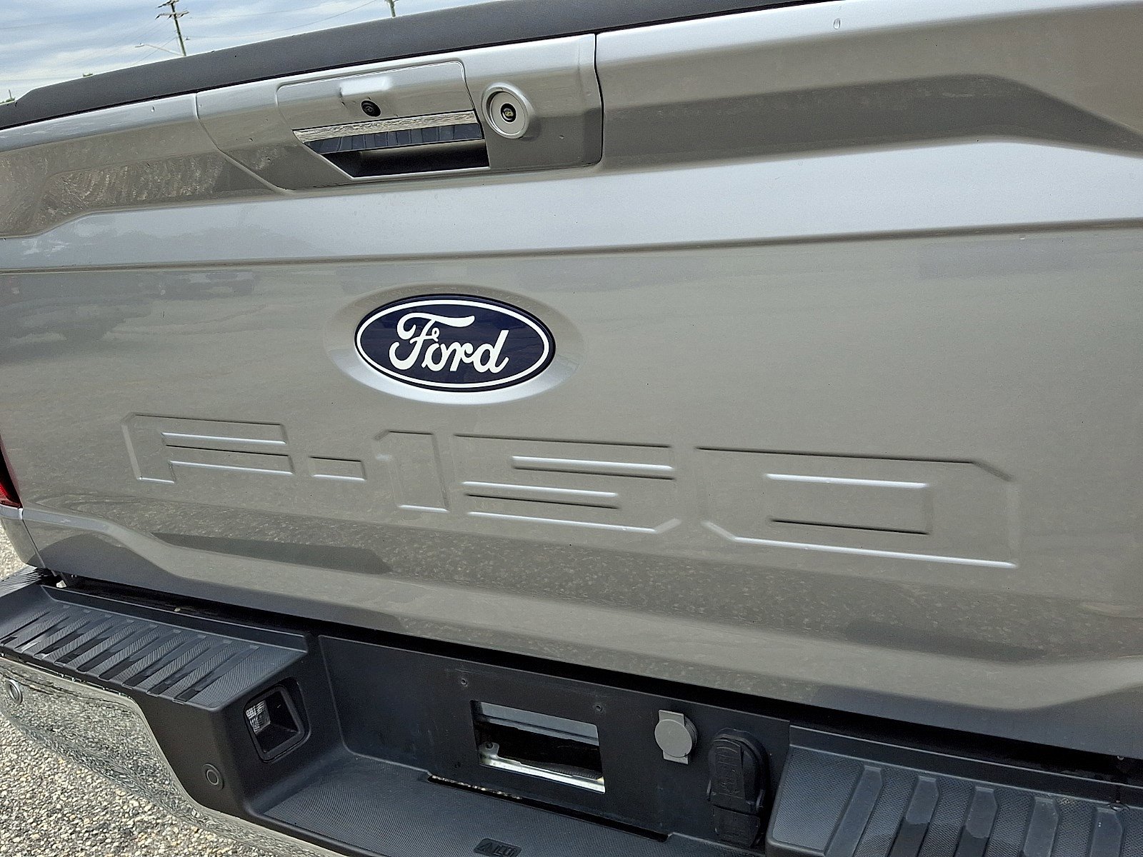 Certified 2024 Ford F150 XLT w/ Equipment Group 302A MID AWD/4WD image 31
