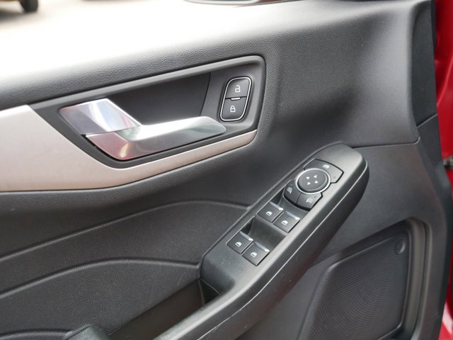 Certified 2022 Ford Escape SEL AWD/4WD image 16