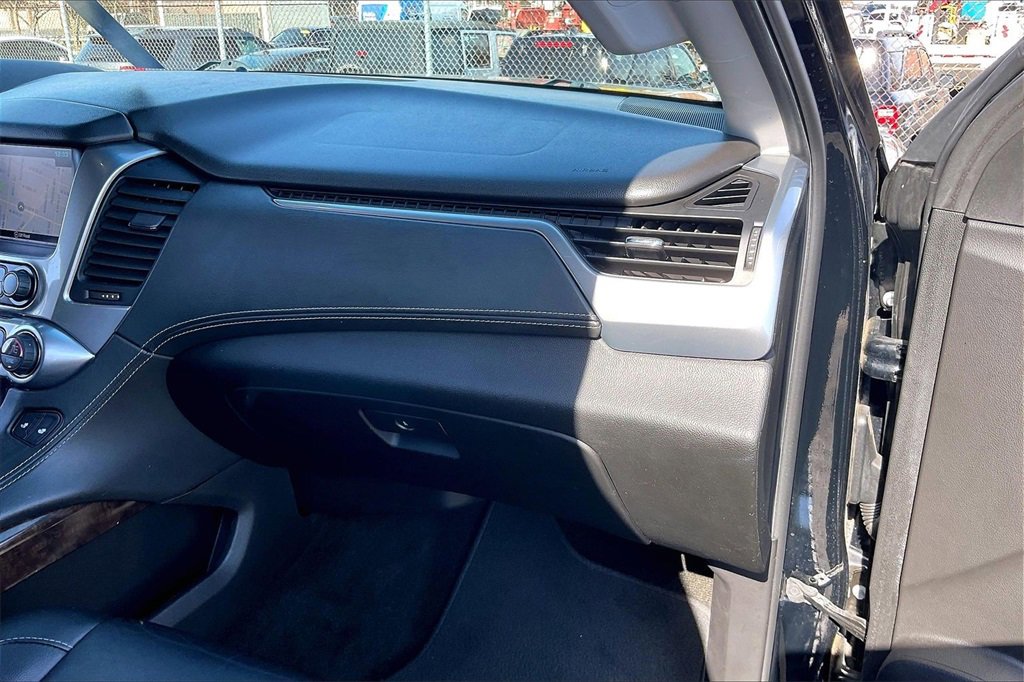 Used 2018 Chevrolet Tahoe LT w/ LT Signature Package image 14