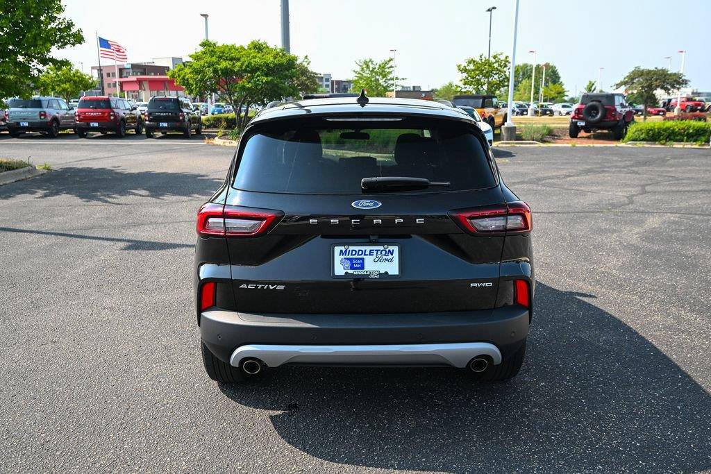 Certified 2023 Ford Escape Active w/ Tech Pack #2 AWD/4WD image 6