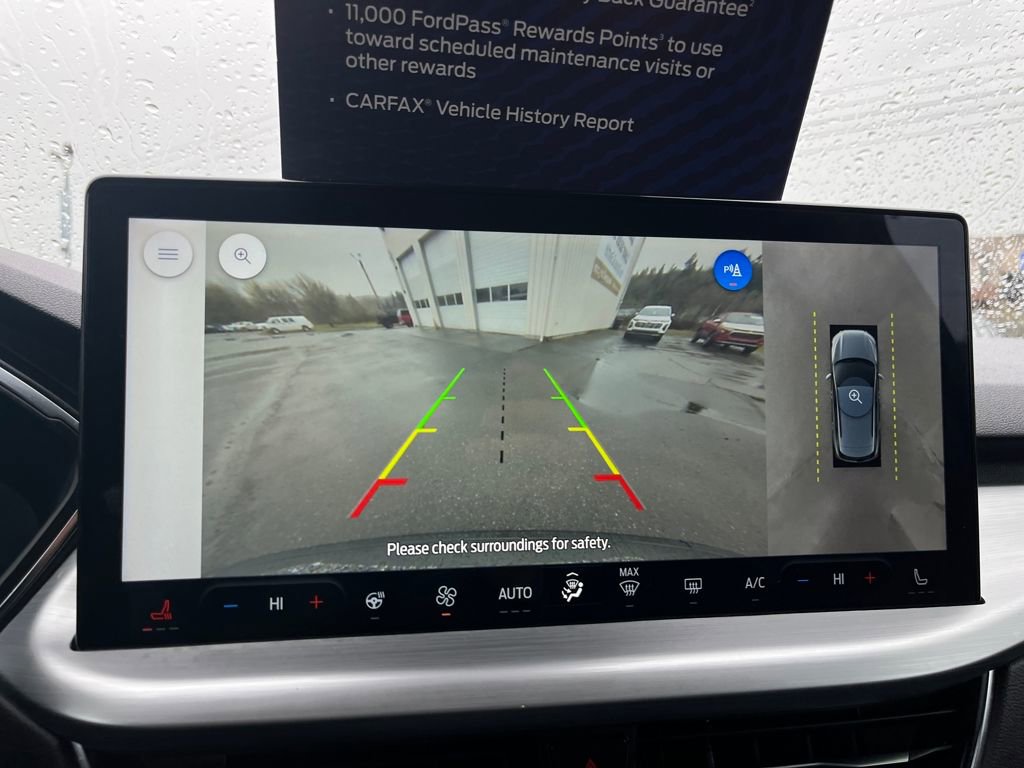 Certified 2023 Ford Escape Platinum AWD/4WD image 24
