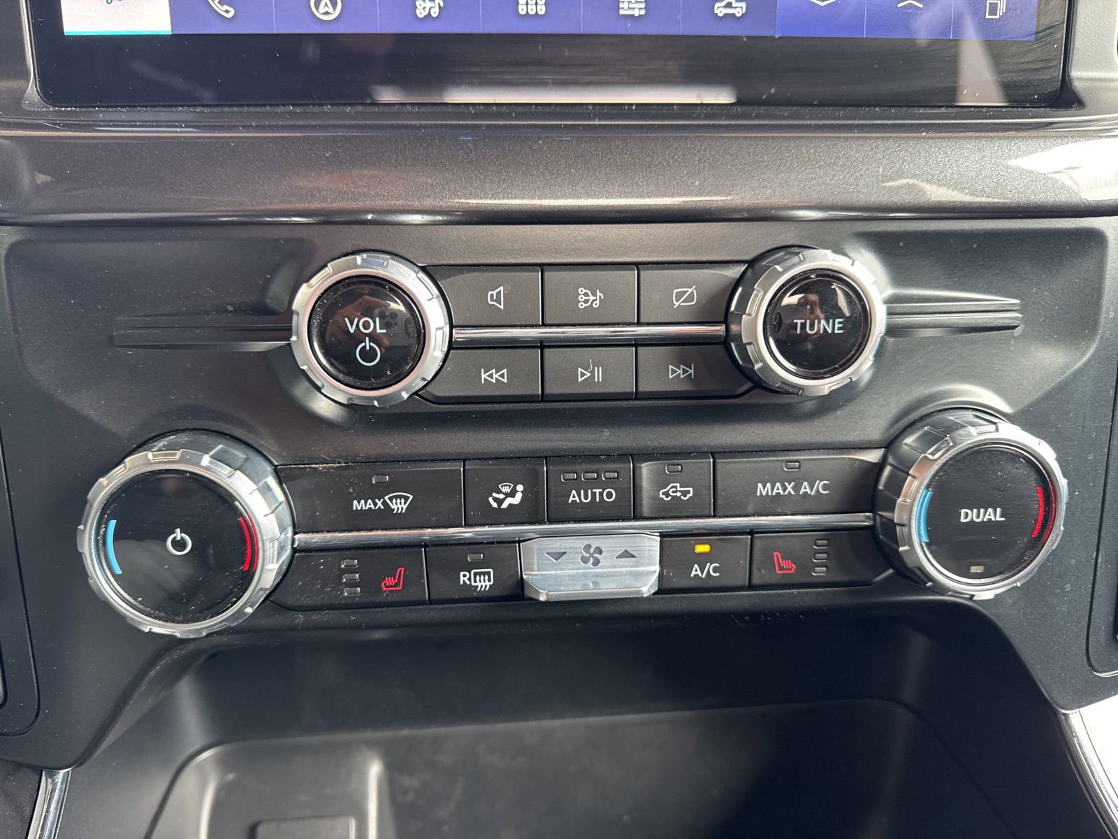 Certified 2023 Ford F150 XLT w/ Equipment Group 302A High image 33