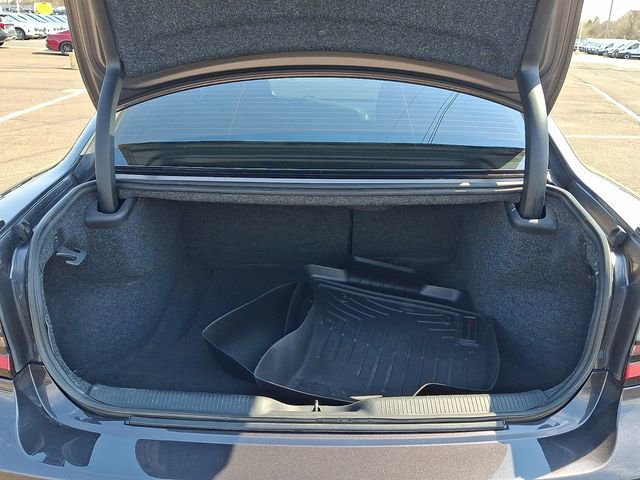 Used 2018 Dodge Charger R/T w/ Navigation & Travel Group RWD image 27