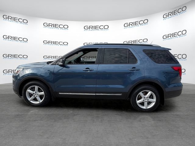 Certified 2018 Ford Explorer XLT w/ Equipment Group 202A FWD image 4