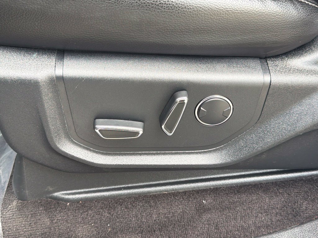 Certified 2017 Ford F150 Lariat AWD/4WD image 24