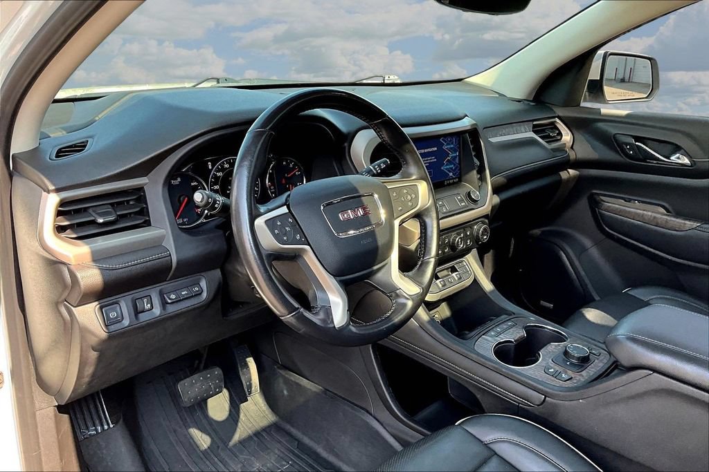 Used 2021 GMC Acadia Denali w/ Denali Technology Package FWD image 19
