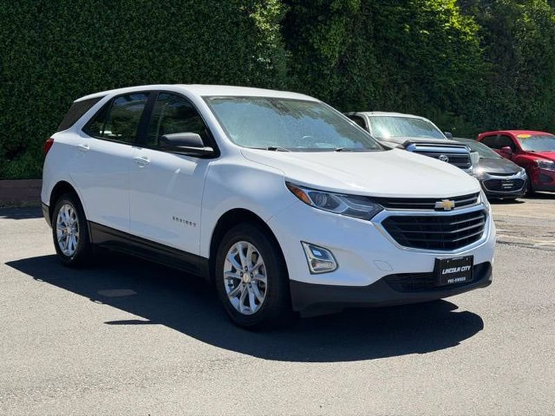 Used 2021 Chevrolet Equinox LS AWD/4WD image 4