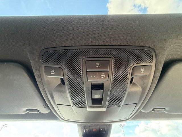Used 2018 Mercedes-Benz GLA 250 image 26