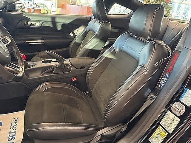 Certified 2018 Ford Mustang Shelby GT350 w/ Convenience Package image 23