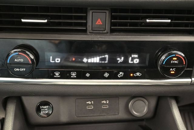 Used 2024 Nissan Rogue SV AWD/4WD image 21