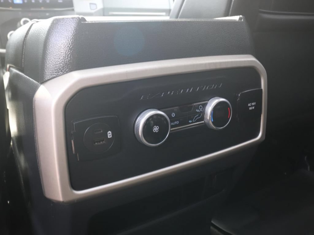 Certified 2022 Ford Expedition XLT RWD image 15