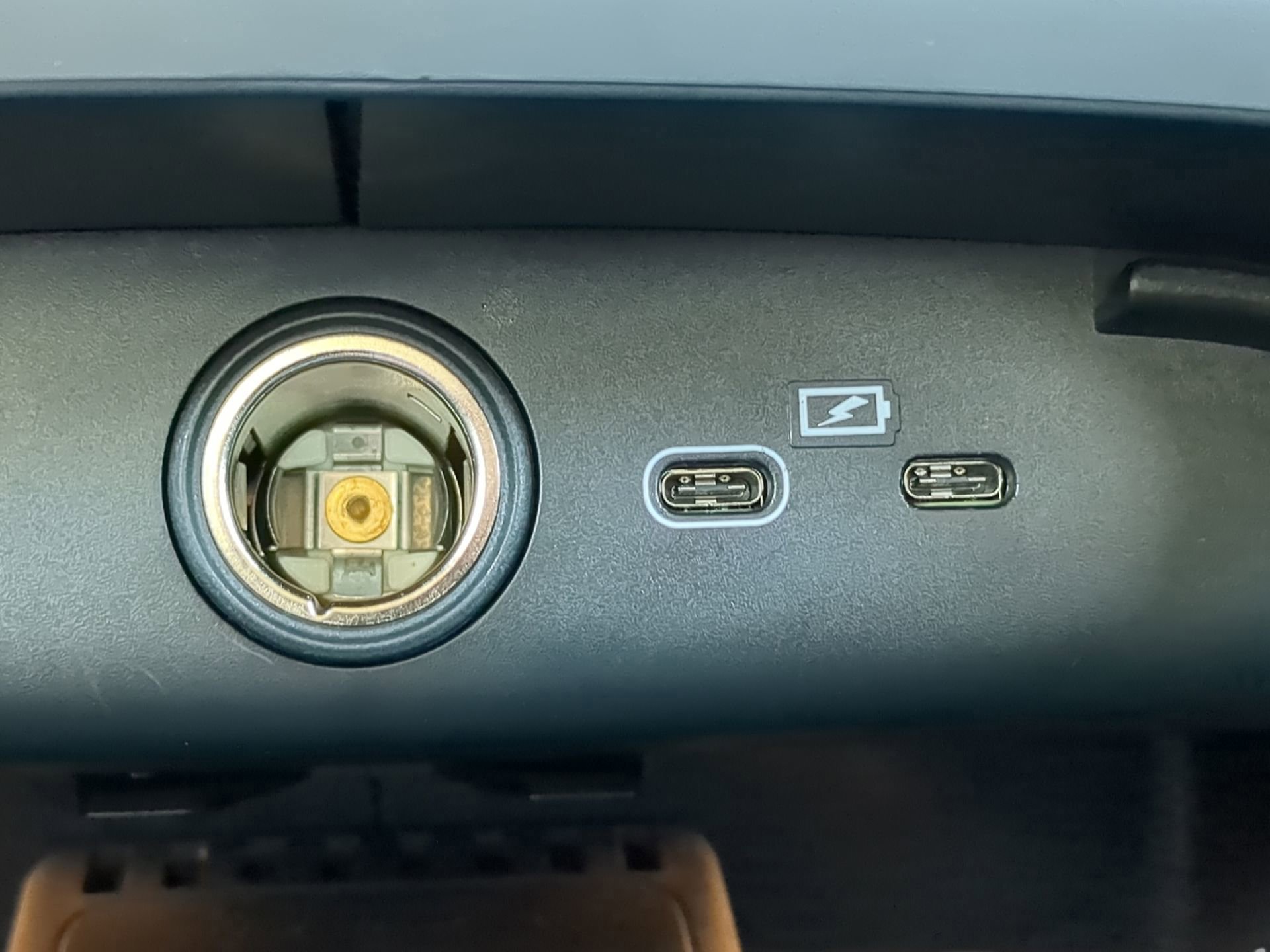 Used 2023 Volvo XC40 B5 Plus w/ Protection Package Premier image 62