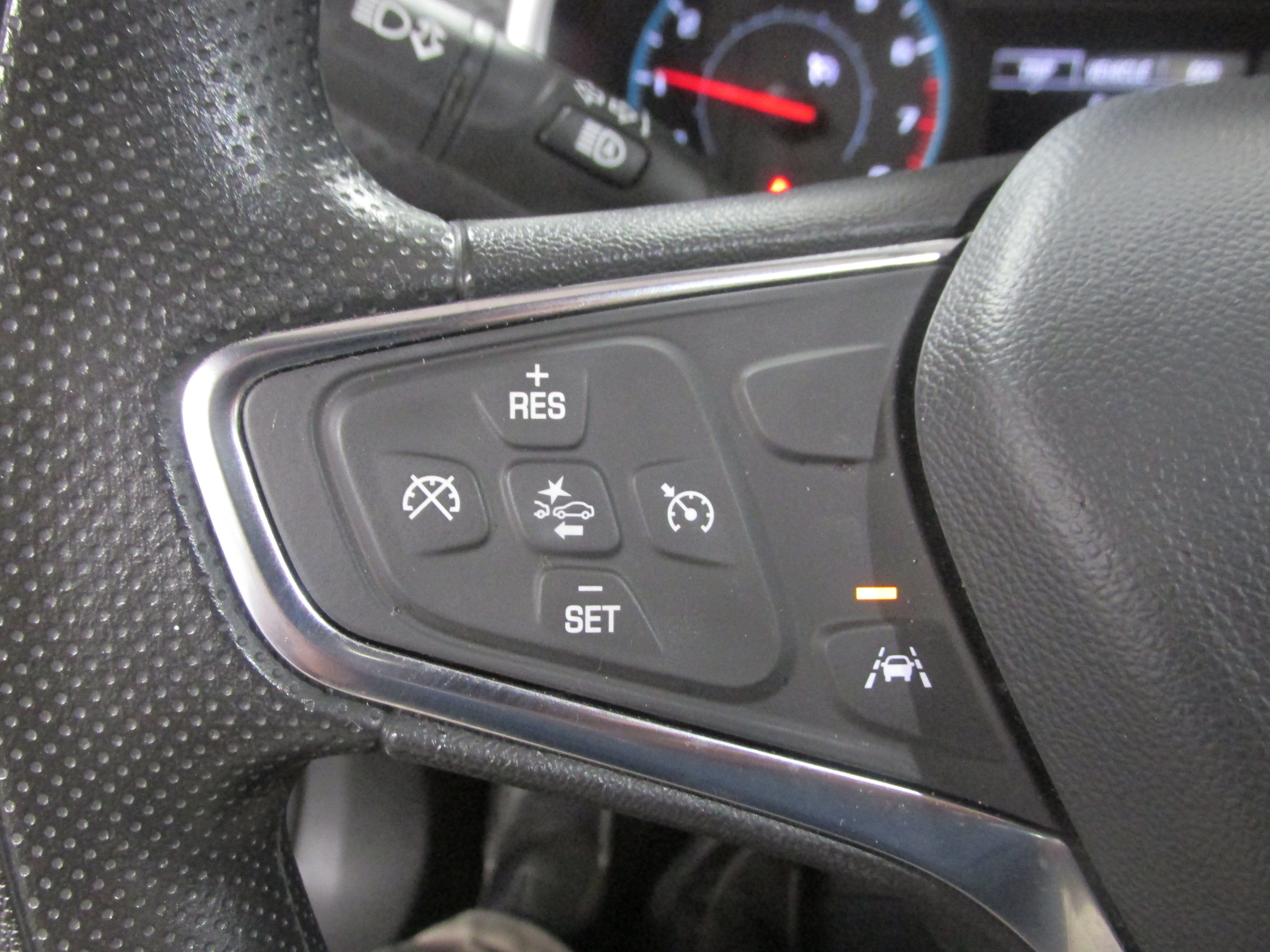 Used 2025 Chevrolet Malibu LT FWD image 30
