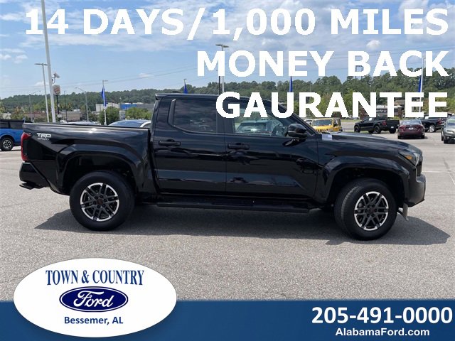 Used 2024 Toyota Tacoma TRD Sport image 2