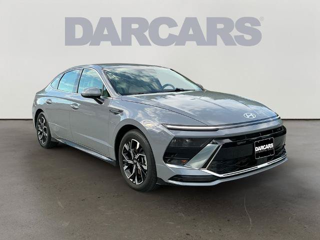 Used 2025 Hyundai Sonata SEL FWD image 1