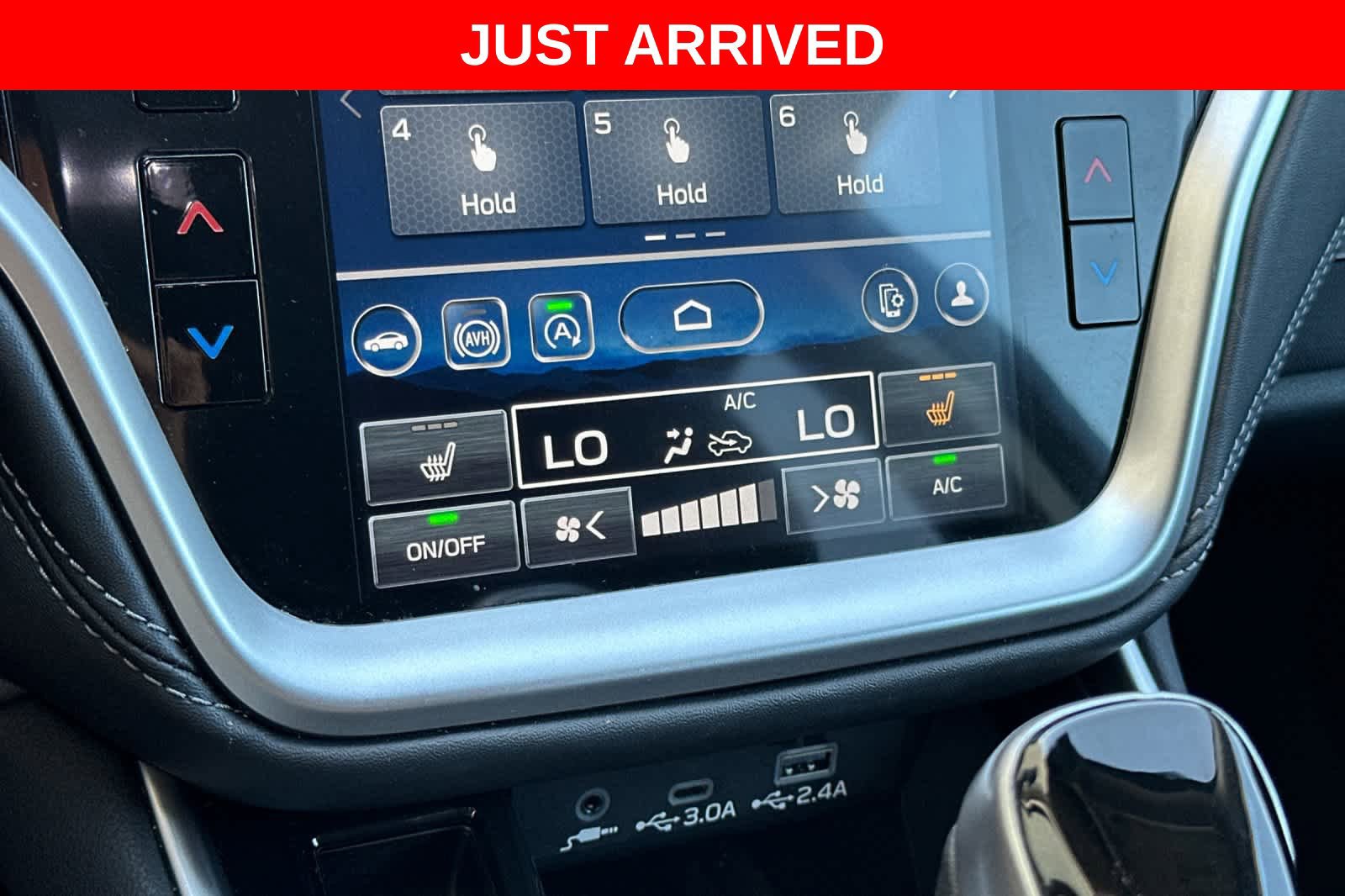Used 2024 Subaru Outback Premium AWD/4WD image 21