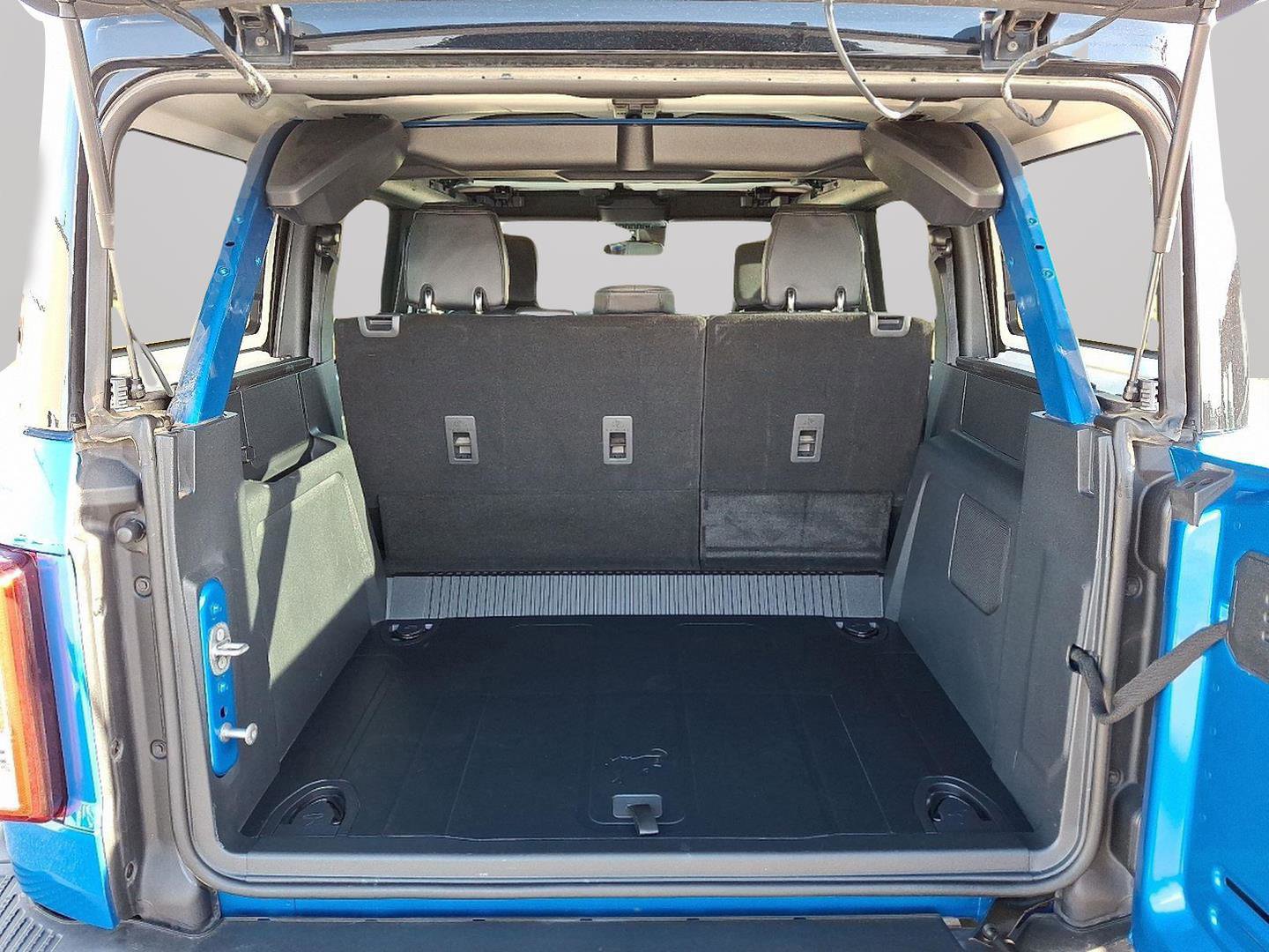 Certified 2024 Ford Bronco Black Diamond image 28