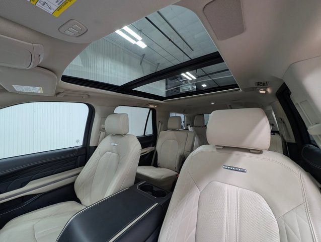 Certified 2024 Ford Expedition Platinum AWD/4WD image 18