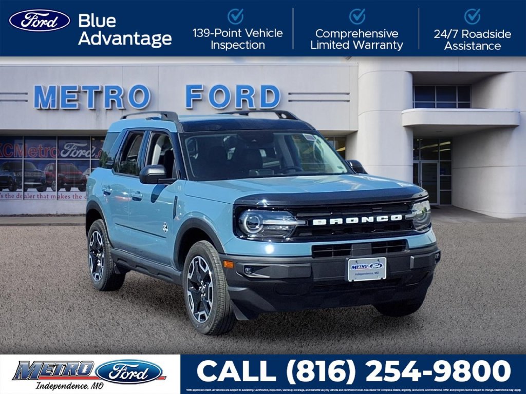 Certified 2023 Ford Bronco Sport Outer Banks w/ Tech Package AWD/4WD image 1