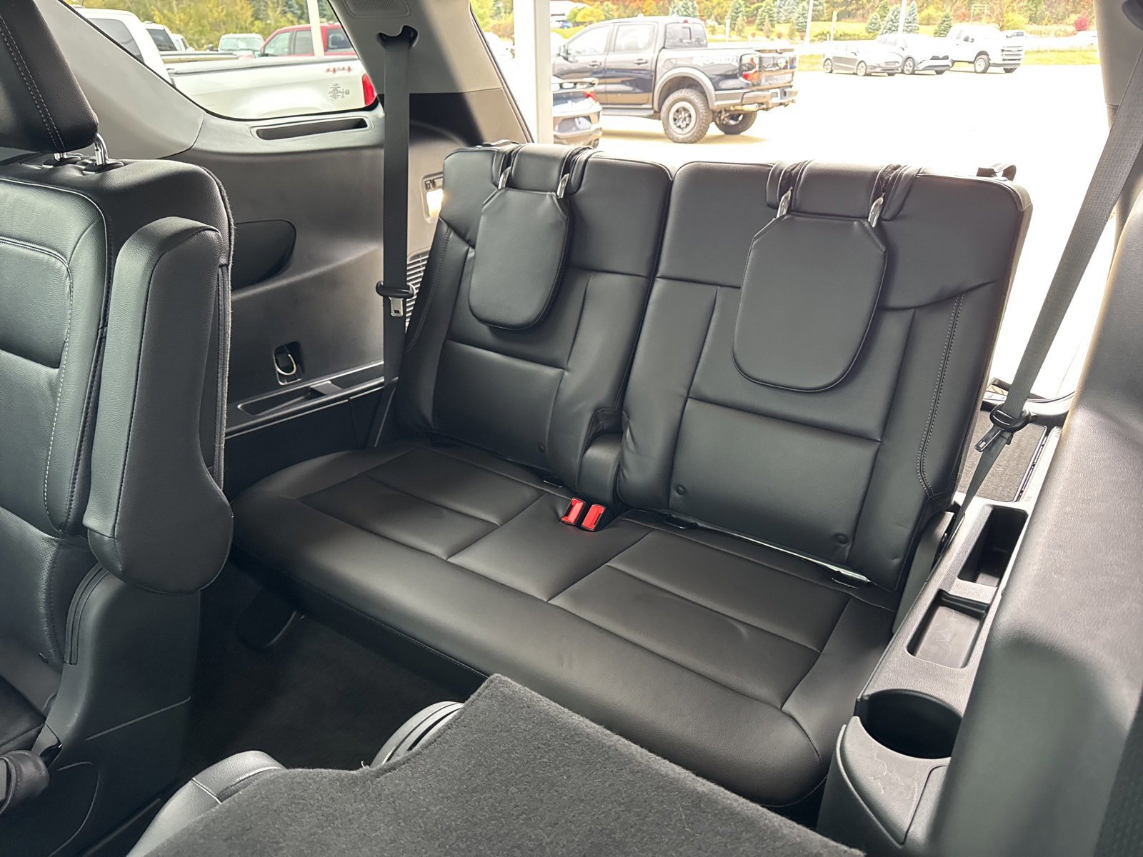 Certified 2022 Ford Explorer Limited w/ Equipment Group 301A image 34