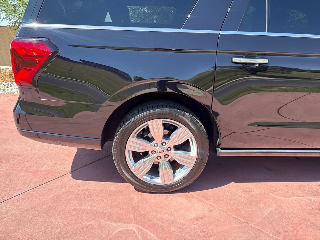 Certified 2024 Ford Expedition Max Platinum AWD/4WD image 35