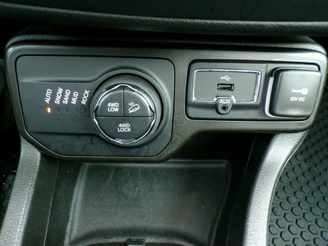 Used 2023 Jeep Renegade Trailhawk w/ Sun/Sound Group image 25