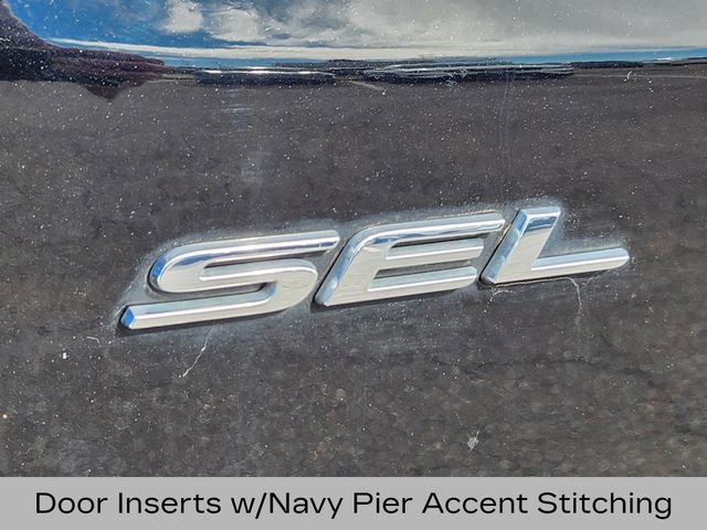 Certified 2022 Ford Edge SEL w/ Sport Appearance Package image 19