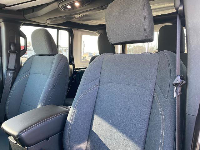 Used 2024 Jeep Wrangler Sahara w/ Dual Top Group image 10