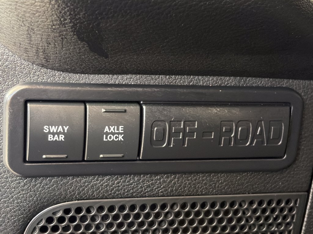 Used 2018 Jeep Wrangler Rubicon AWD/4WD image 23