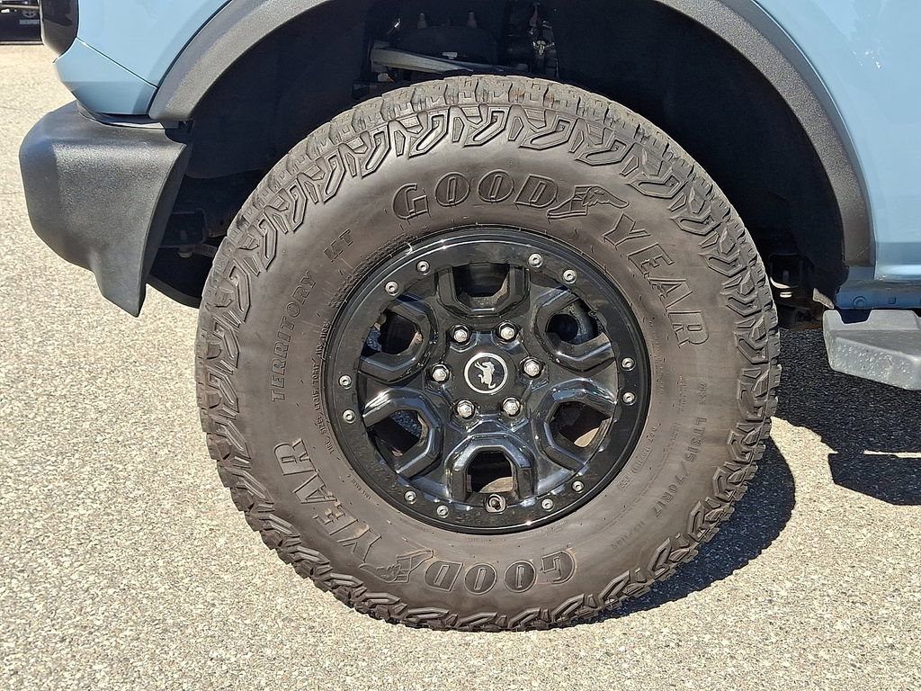Certified 2022 Ford Bronco Wildtrak AWD/4WD image 9