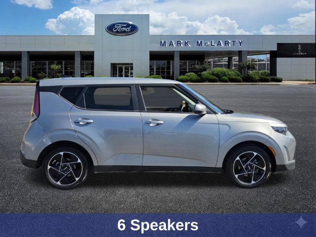 Used 2023 Kia Soul EX FWD image 7